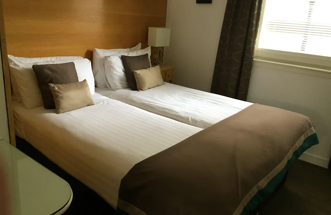 Fountain Court Apartments - Harris-1